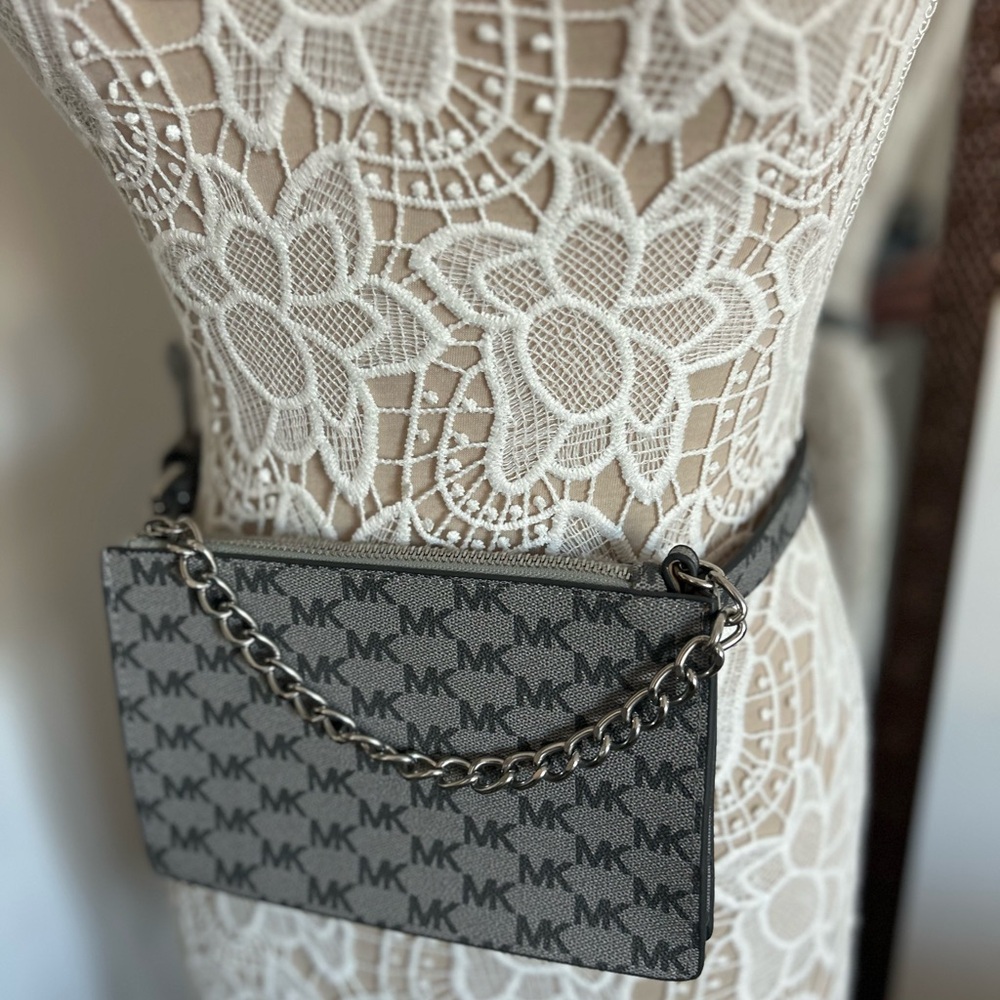 Michael Kors Monogram Gray belt bag with Chain. Preloved.